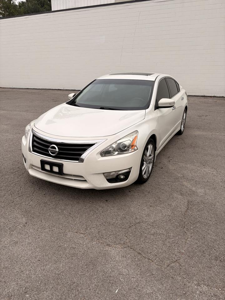 Nissan Altima 4dr Sdn V6 3.5 SL *Ltd Avail* 2015