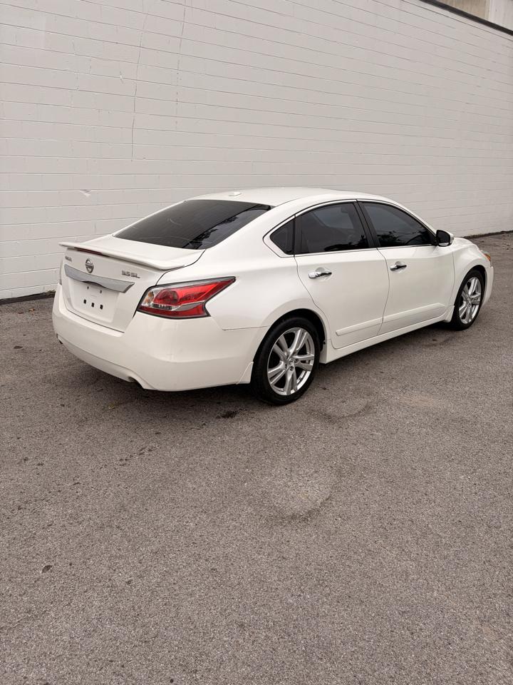 Nissan Altima 4dr Sdn V6 3.5 SL *Ltd Avail* 2015