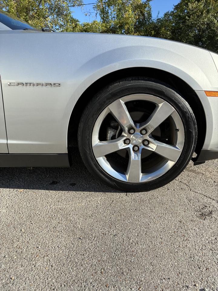 Chevrolet Camaro 2dr Cpe 2LT 2010