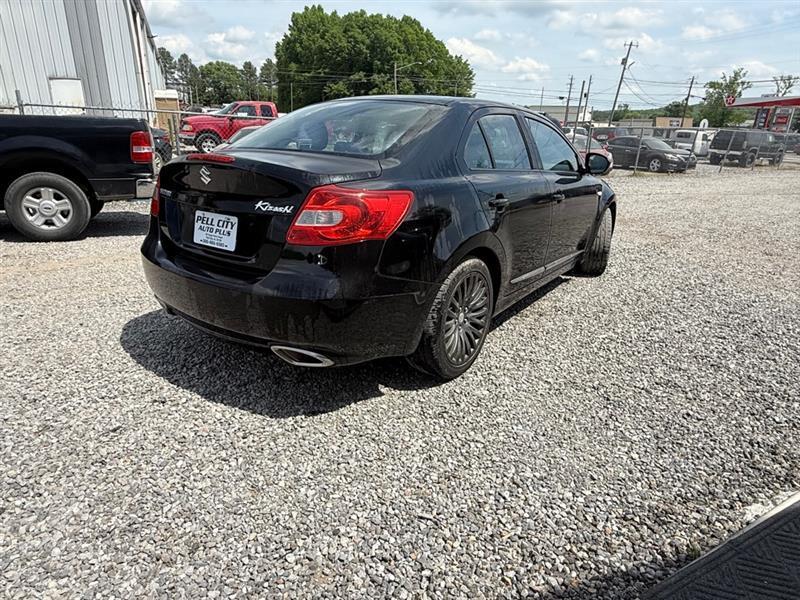 Suzuki Kizashi  2011