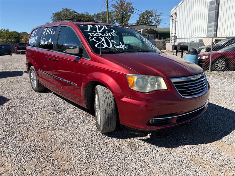 Chrysler Town & Country Touring-L 2011