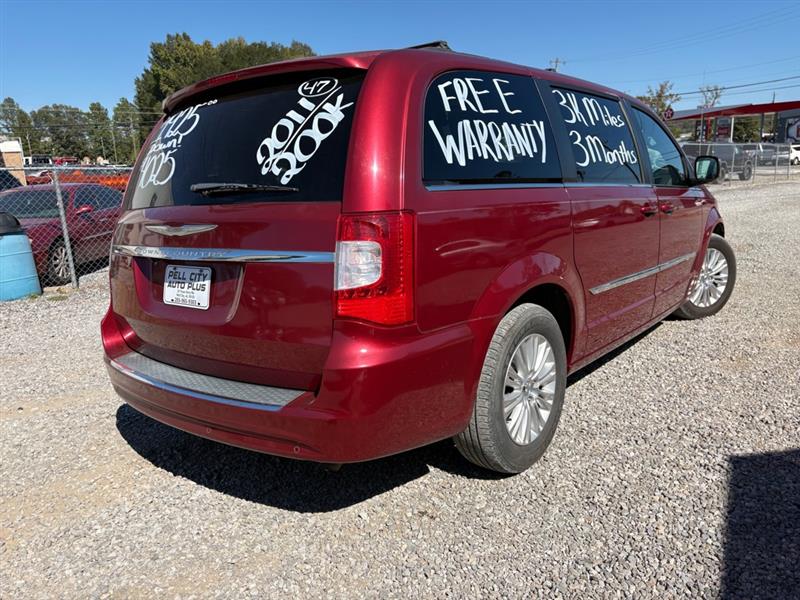 Chrysler Town & Country Touring-L 2011