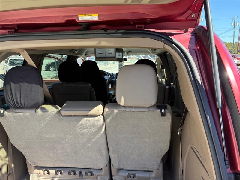 Chrysler Town & Country Touring-L 2011