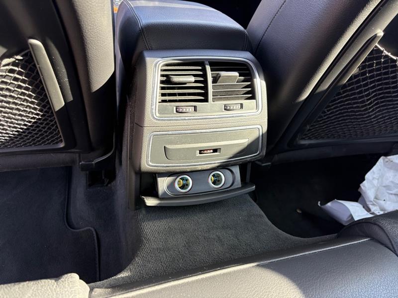 Audi A6 3.0T Premium Plus quattro 2015