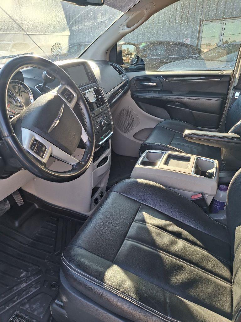 Chrysler Town & Country Touring 2014