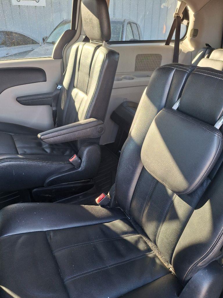 Chrysler Town & Country Touring 2014