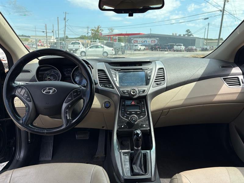 Hyundai Elantra GLS M/T 2014
