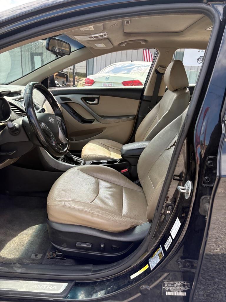 Hyundai Elantra GLS M/T 2014