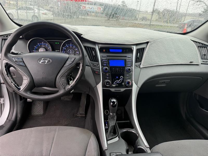 Hyundai Sonata GLS 2013