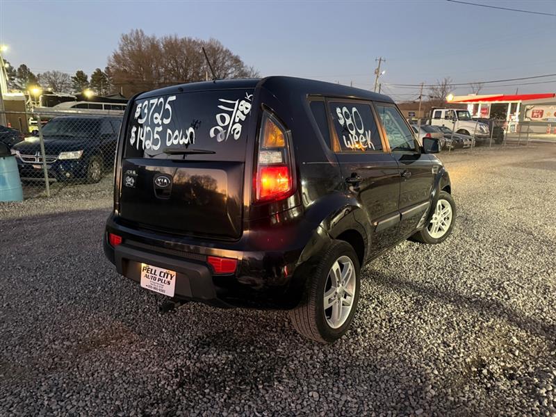 Kia Soul + 2011