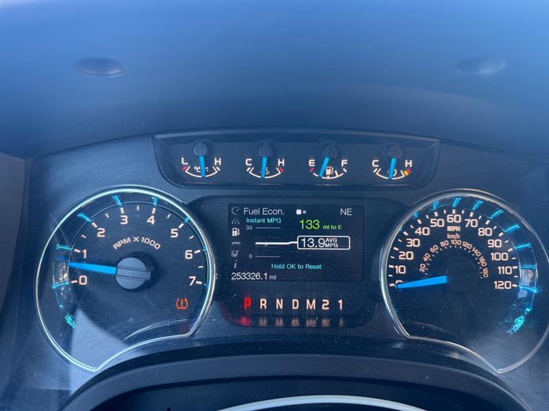 Ford F-150 XL SuperCab 8-ft. Bed 4WD 2014