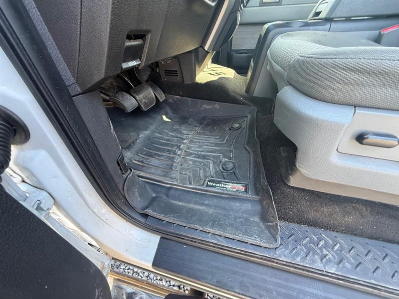 Ford F-150 XL SuperCab 8-ft. Bed 4WD 2014