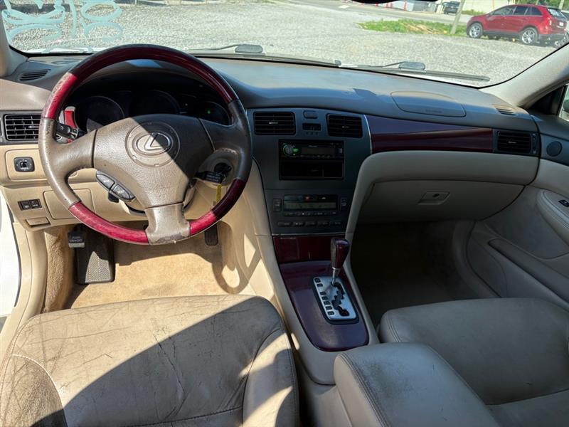 Lexus ES 330 Sedan 2004