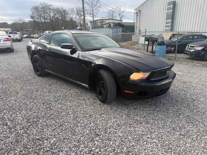 Ford Mustang V6 Coupe 2010