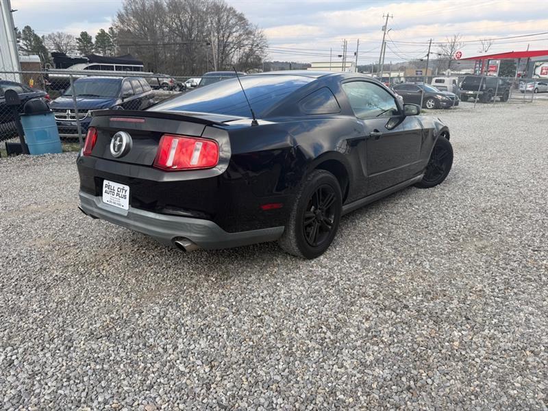 Ford Mustang V6 Coupe 2010