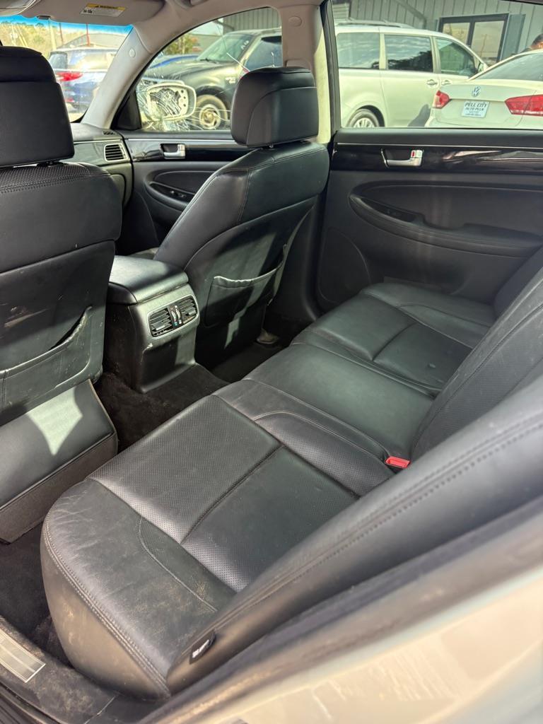 Hyundai Genesis 3.8L 2012