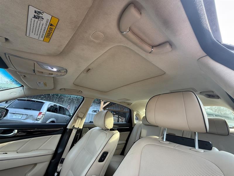 Hyundai Equus Signature 2014