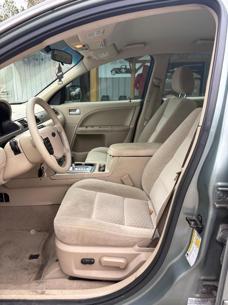 Ford Five Hundred SE 2006