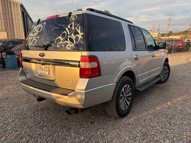 Ford Expedition XLT 2WD 2017