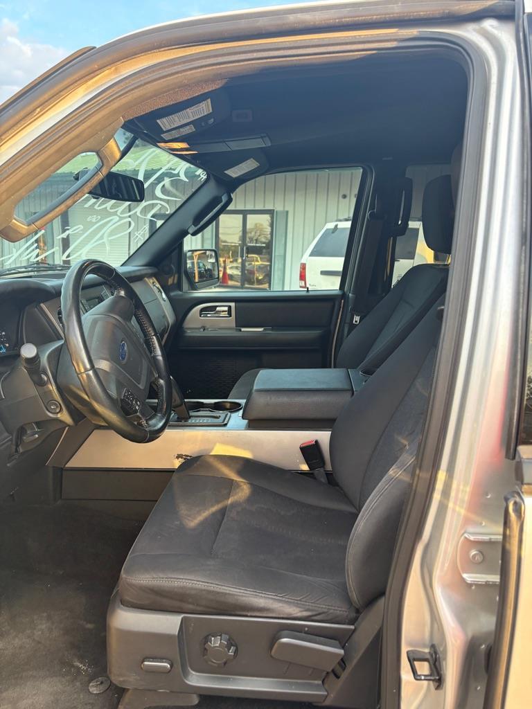 Ford Expedition XLT 2WD 2017