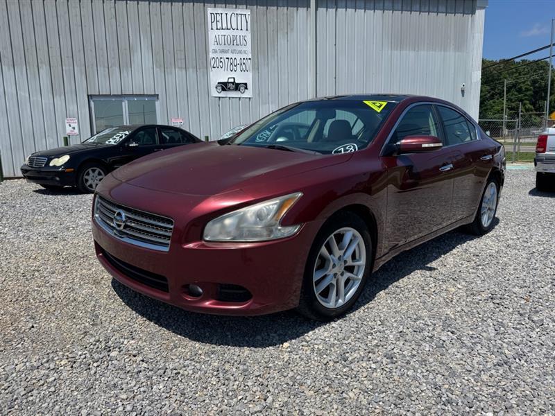 Nissan Maxima S 2011