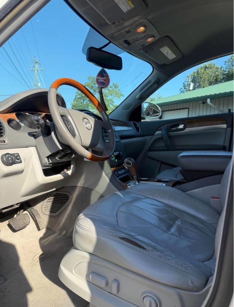 Buick Enclave CXL FWD 2010