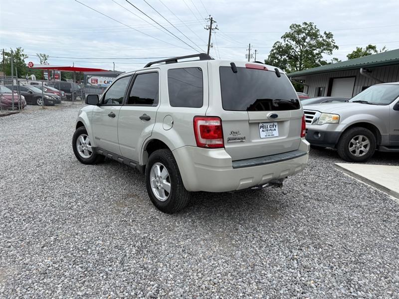 Ford Escape XLT 2WD I4 2008
