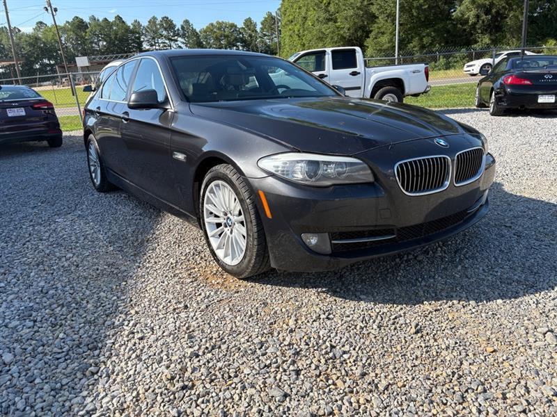 BMW 5-Series 535i 2011