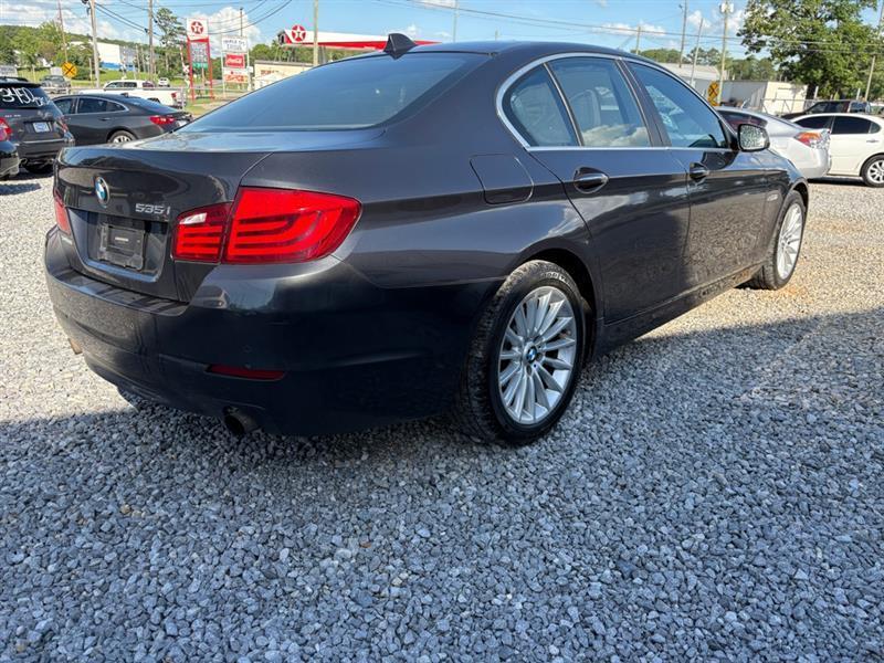 BMW 5-Series 535i 2011
