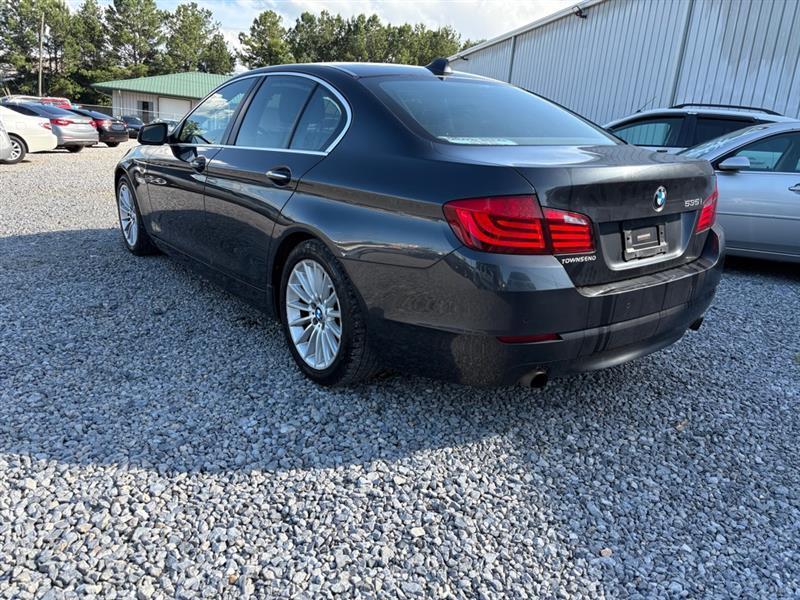 BMW 5-Series 535i 2011