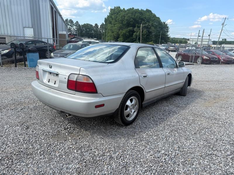 Honda Accord Special Edition Sedan 1997