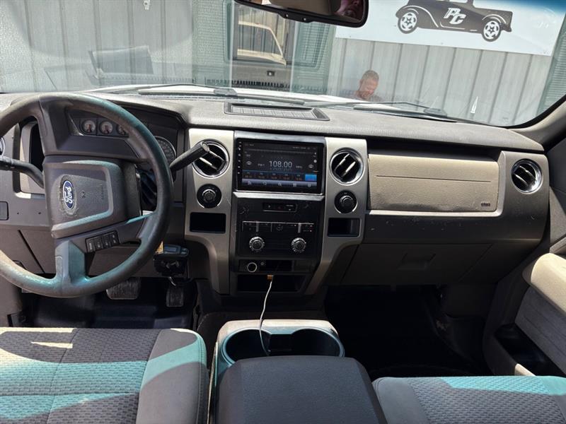 Ford F-150 XL SuperCrew 5.5-ft. Bed 4WD 2010