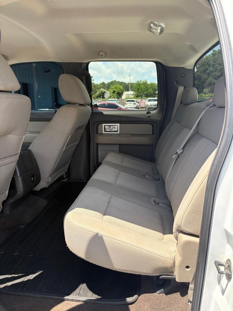 Ford F-150 XL SuperCrew 5.5-ft. Bed 4WD 2010