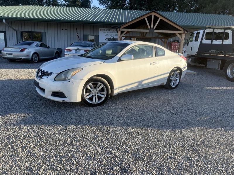 2012 Nissan Altima 2.5 S 6M/T Coupe