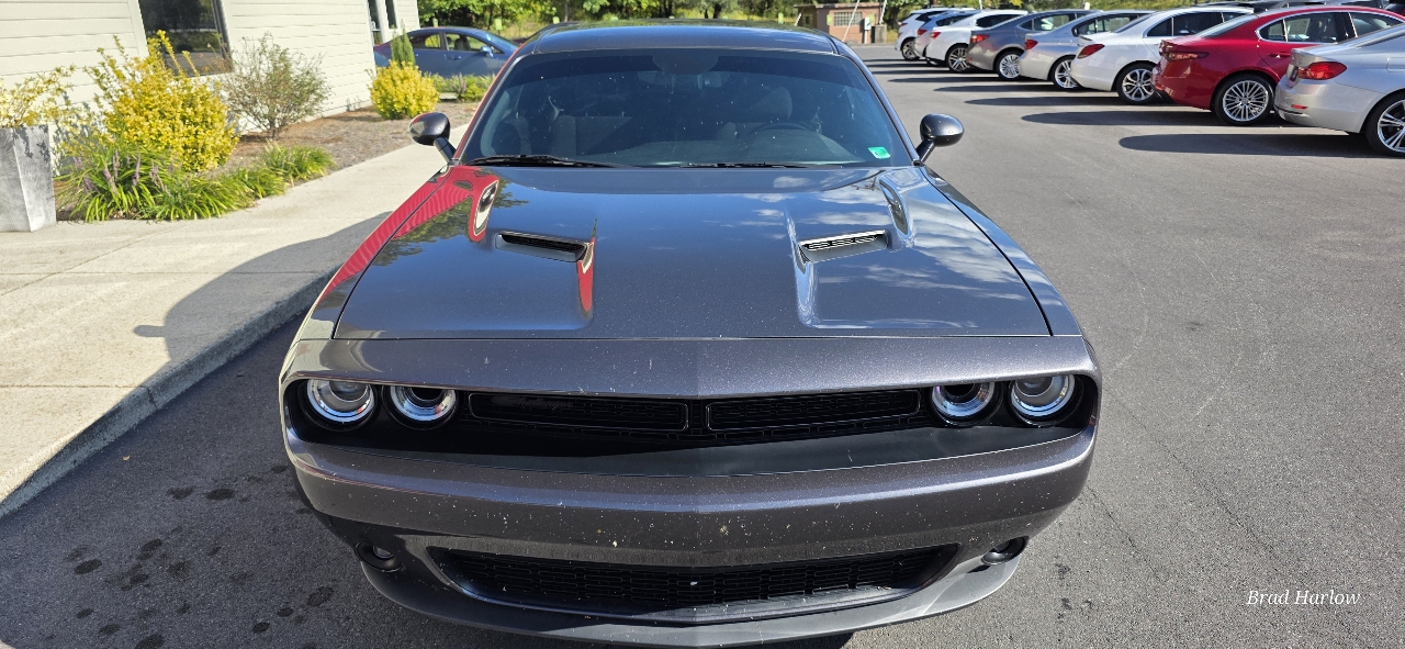 Dodge Challenger SXT AWD 2022