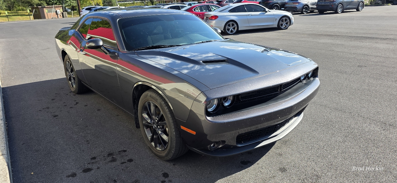Dodge Challenger SXT AWD 2022