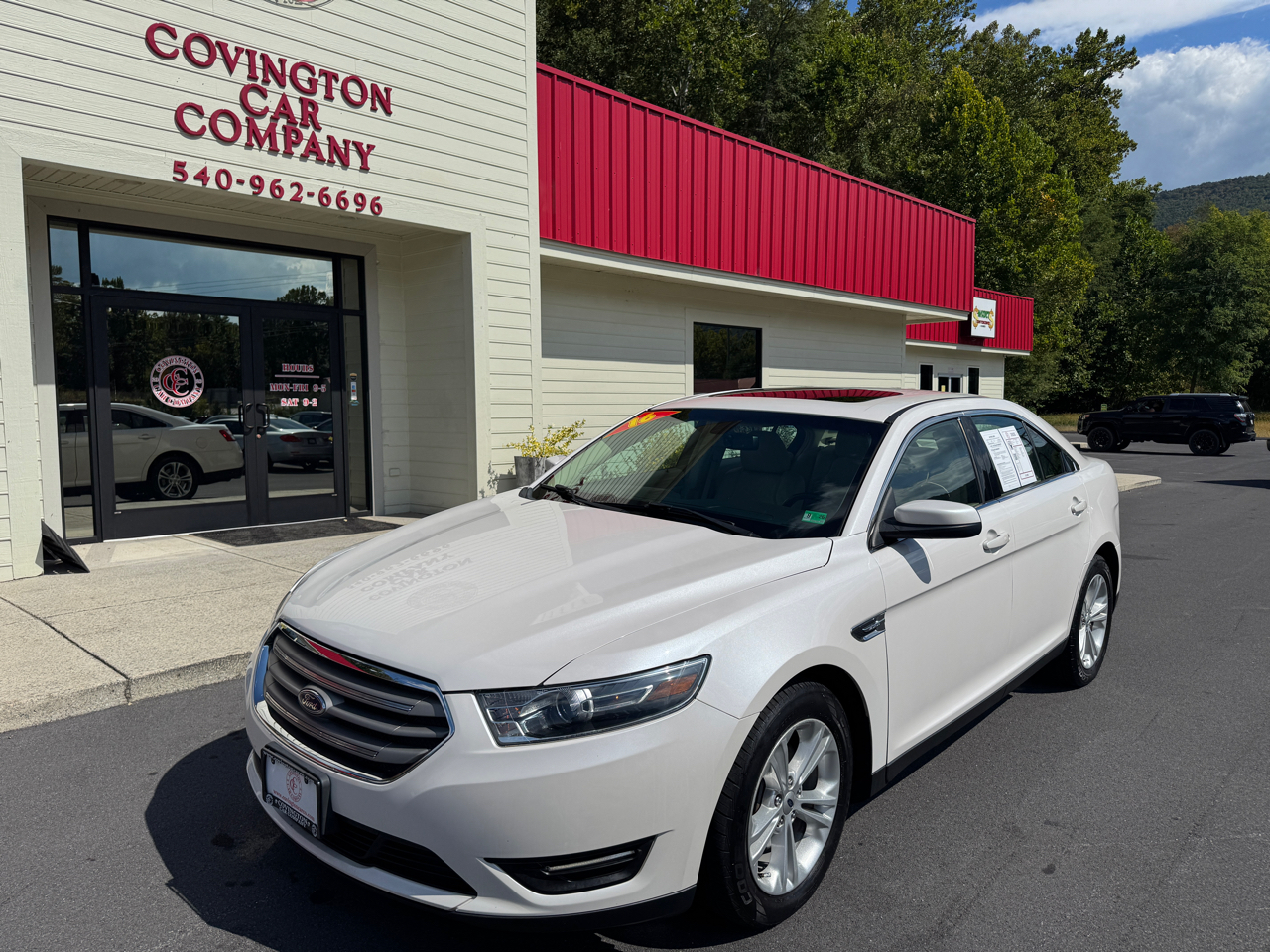 2016 Ford Taurus