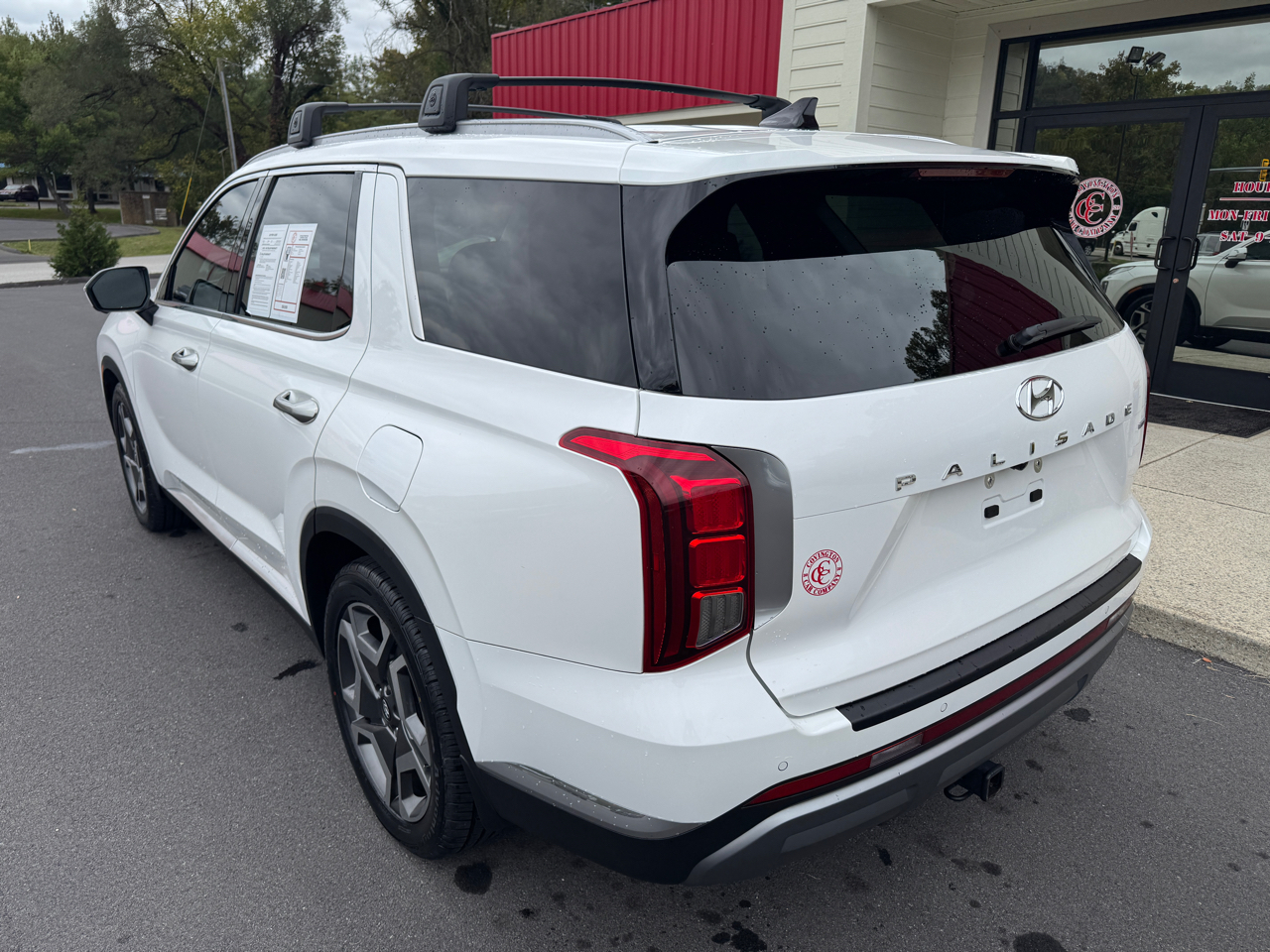 2023 Hyundai Palisade Limited photo 4