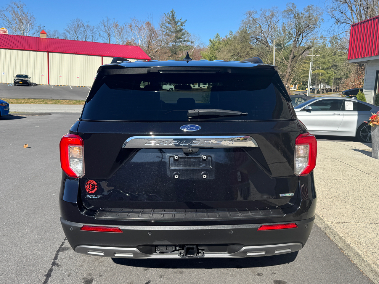 2020 Ford Explorer XLT photo 2