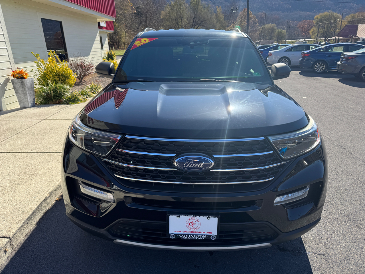 2020 Ford Explorer XLT photo 4