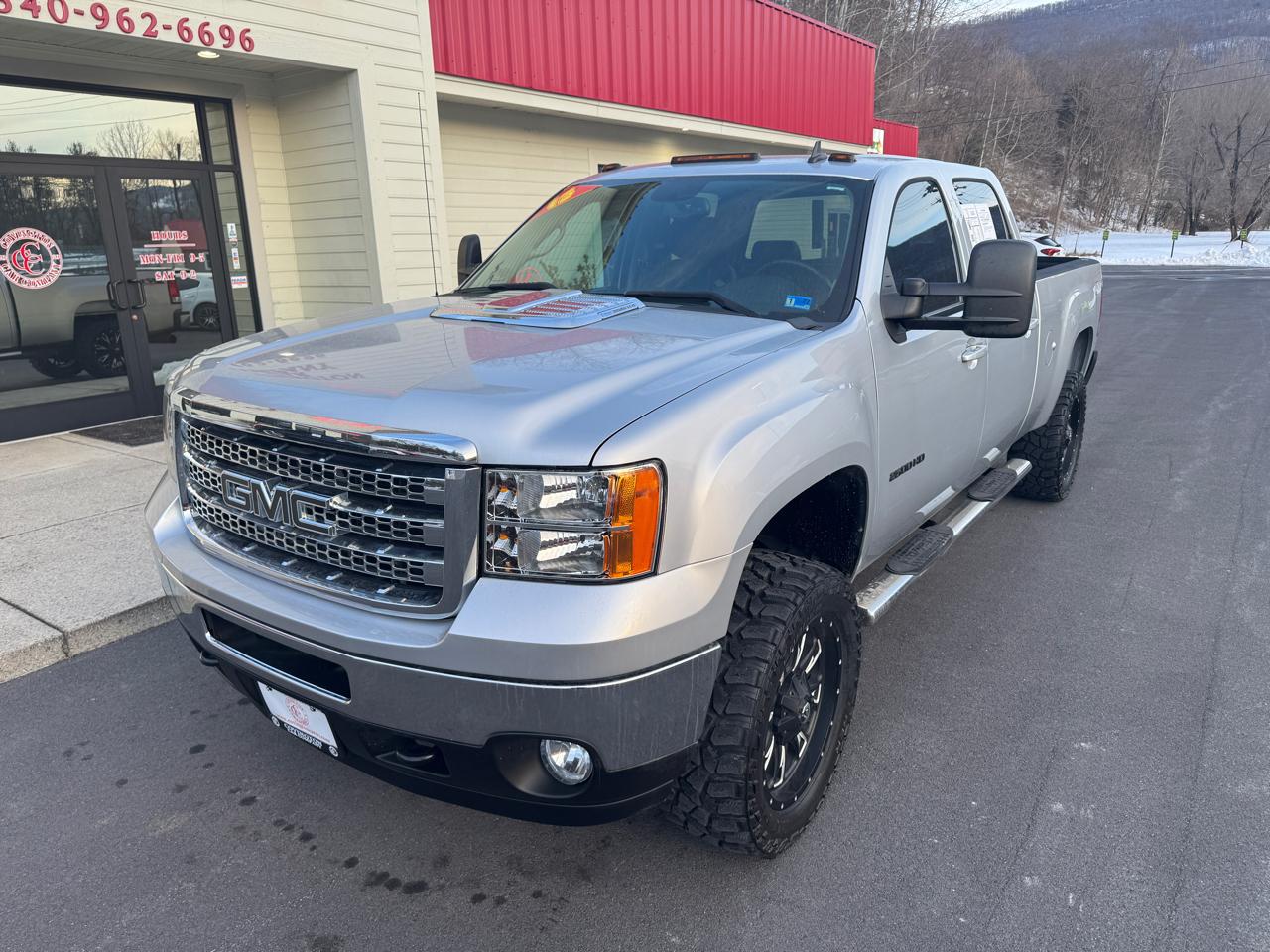 2013 GMC Sierra 2500HD SLT Crew Cab 4WD