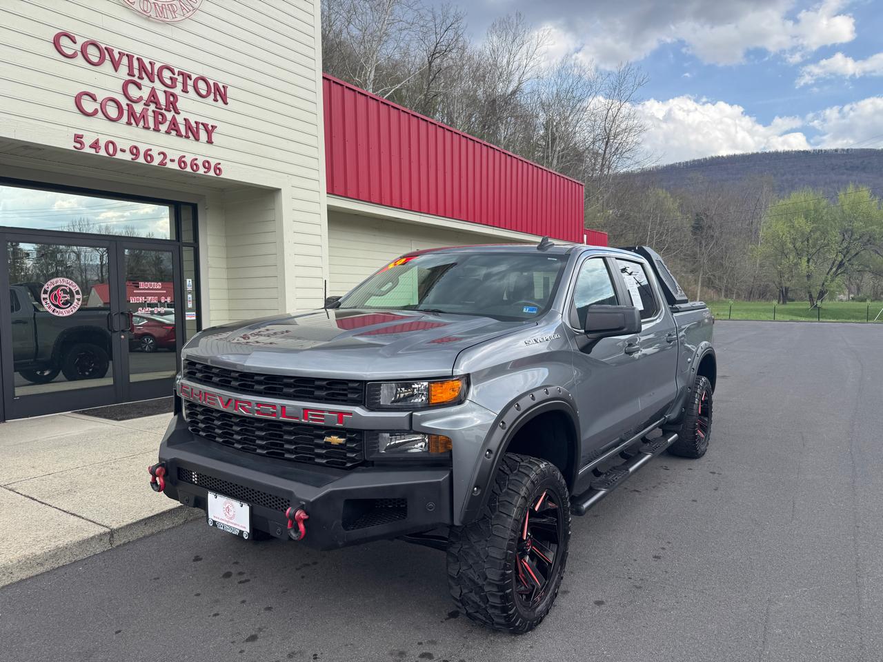 2019 Chevrolet Silverado 1500 Custom Crew Cab Short Box 4WD