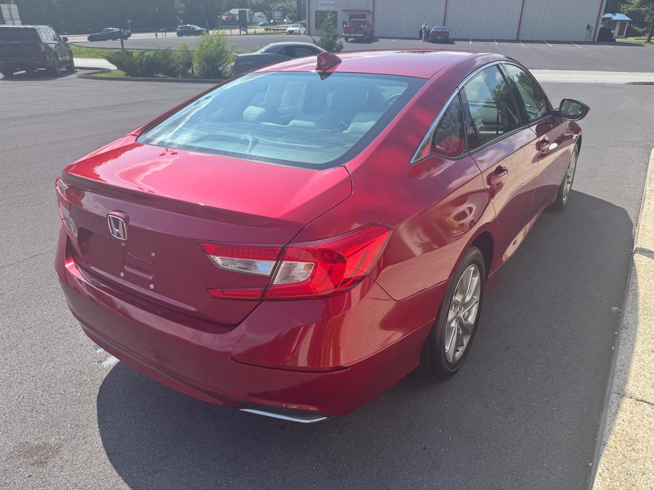 2018 Honda Accord LX - Photo 7