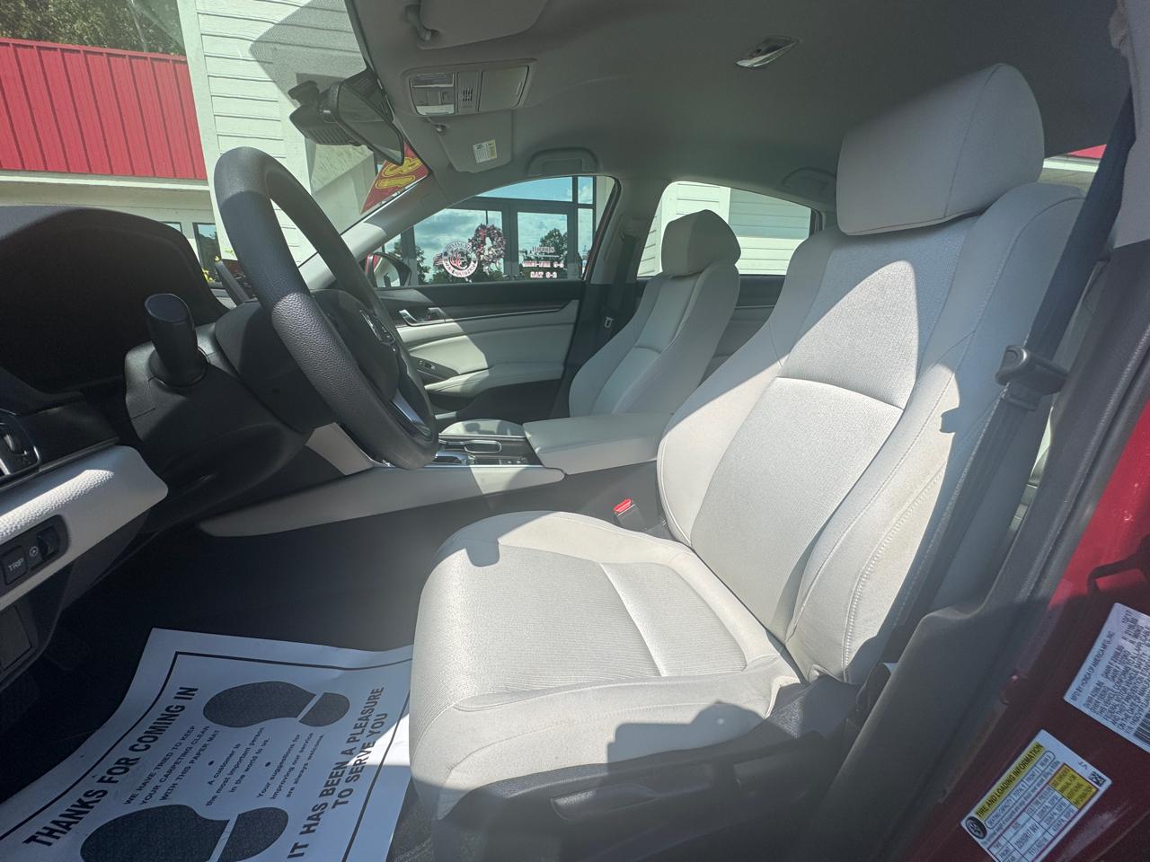 2018 Honda Accord LX - Photo 13