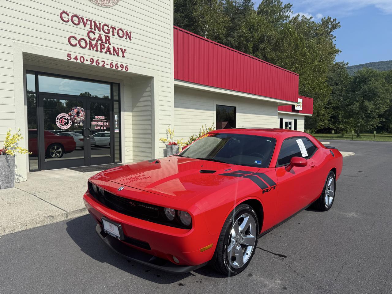 Red 2009 Dodge Challenger Coupe Rear-Wheel Drive 