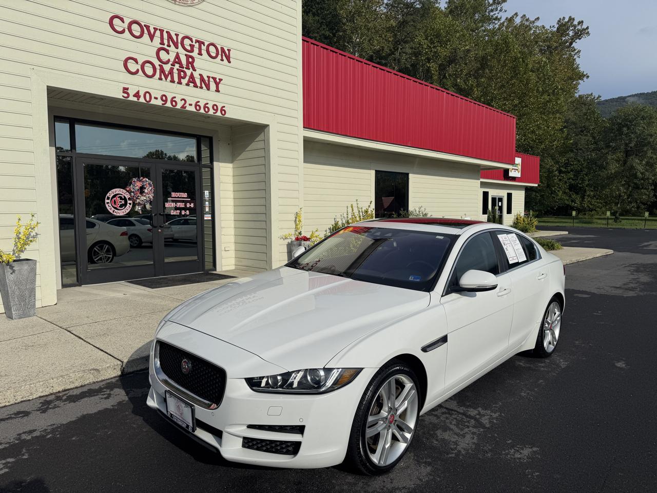  2018 Jaguar XE 35t Prestige AWD   