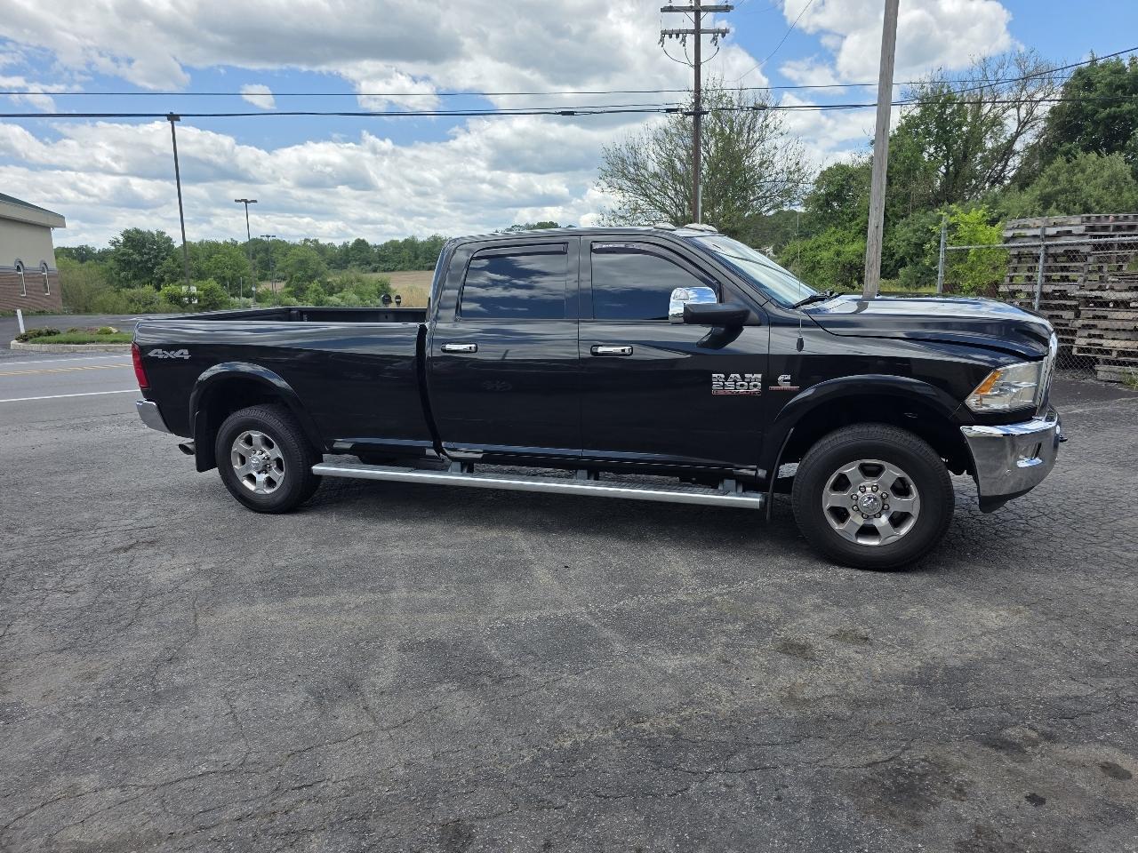 RAM 2500 SLT Crew Cab LWB 4WD 2018