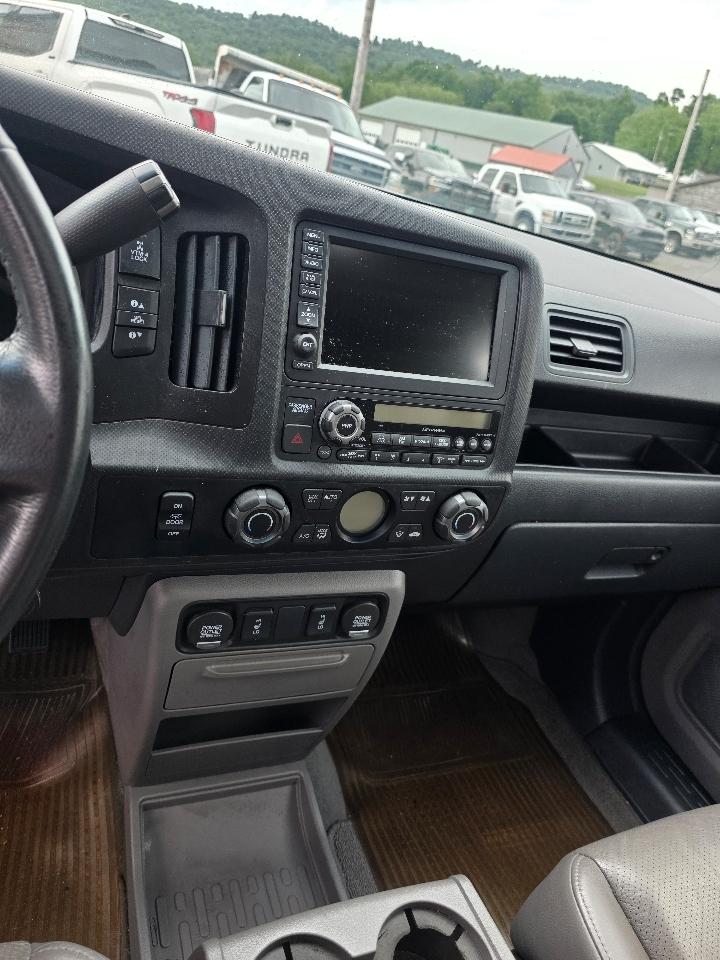 Honda Ridgeline RTL w/ Navigation 2009