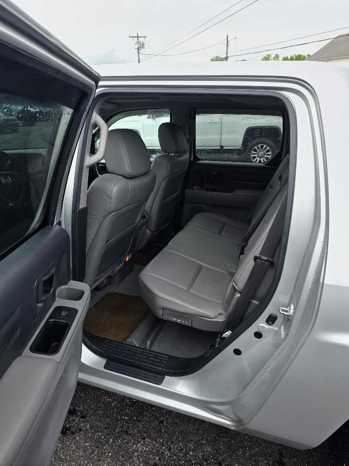 Honda Ridgeline RTL w/ Navigation 2009