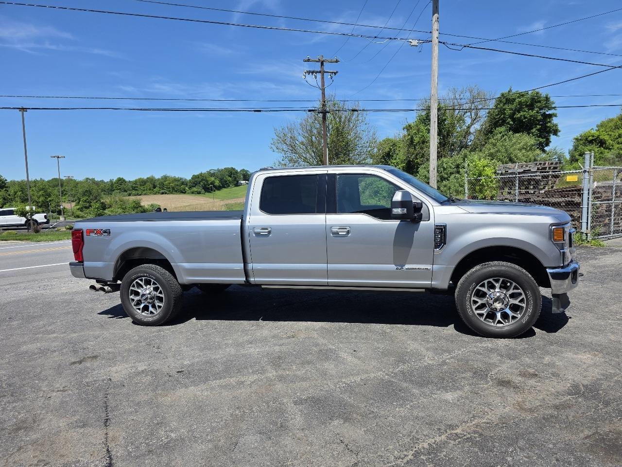 Ford F-350 SD Lariat Crew Cab Long Bed 4WD 2021